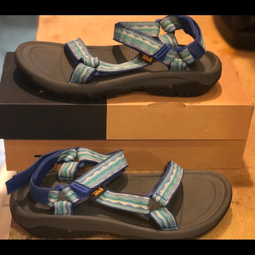 Teva Woman’s Hurricane Sandal